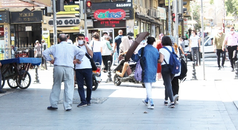 Sıcaklık yoğunluğa engel olmadı