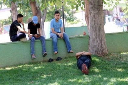 Sıcaktan bunalanlar ne yapacağını şaşırdı