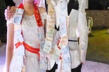 Şiddet uygulayan ve hakaret eden kocanın ailesine saygısızlık kusur sayılmadı