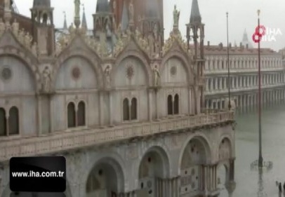 Şiddetli yağışlar Venedik'i vurdu: 2 ölü