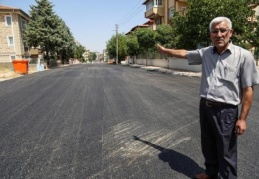 Sıfır asfalt, mahalle sakinlerini memnun etti