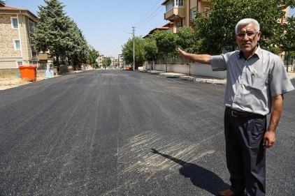 Sıfır asfalt, mahalle sakinlerini memnun etti