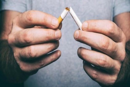 Sigara bağımlıları 14 kat daha fazla risk taşıyor