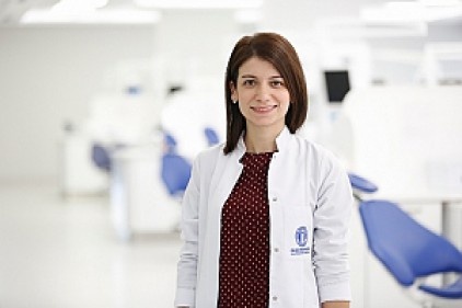 Sigara içen her 10 kişiden 7&#8217;sinin sigarayı bırakmak istediğini söyledi