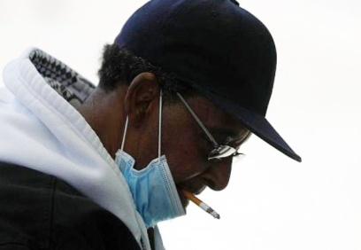 Sigara içilen ortamda Koronavirüs daha hızlı bulaşıyor