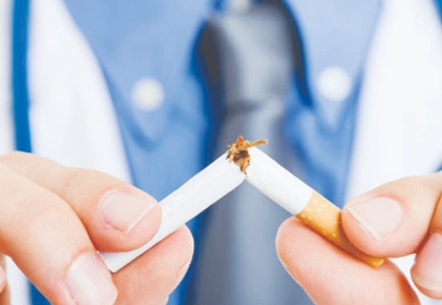 'Sigarayı bıraktıktan 5 yıl sonra kalp krizi riski yarı yarıya azalıyor'