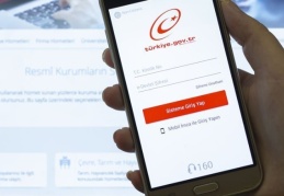 Sigortadan cezaya, muayeneden otoyol geçişine; araçlarla ilgili tüm bilgilere e-Devlet'ten ulaşılabilecek