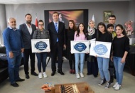 ‘Şiir Okuma Yarışması’ renkli görüntülere sahne oldu 