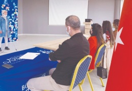 Şiir yarışmasına 483 kişi katıldı