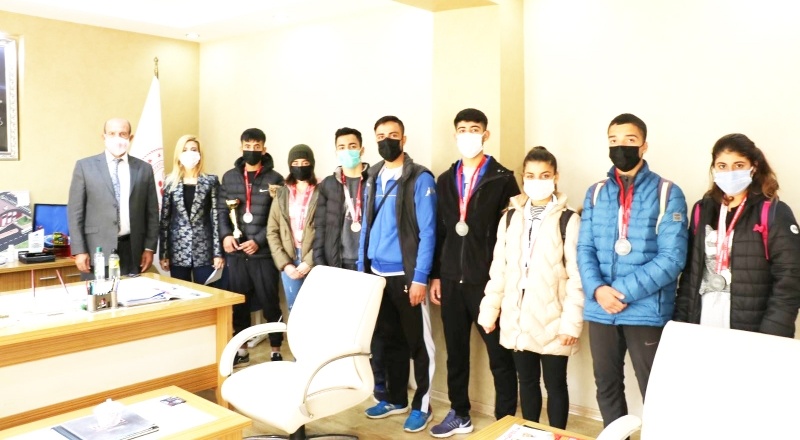 Siirtli krosçular, bayanlarda ikinci, erkeklerde üçüncü oldu