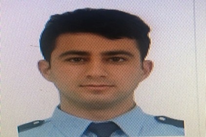 Silahını temizlerken kendini vuran polis öldü 