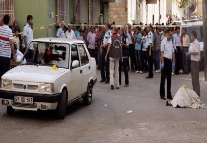 Silahla dehşet saçtı