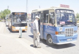 Şimdi de dolmuşlar Gidiyor, otobüsler geliyor