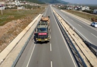 Sınır birliklerine tank sevkiyatı sürüyor