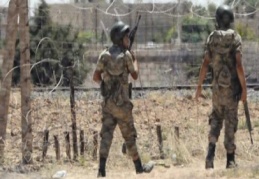 Sınır kaçakçı kaynıyor