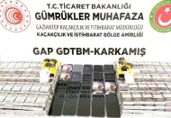 Sınır kapısında sigara ile kaçak telefon yakalandı