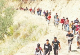 Sınır ticareti, insan ticaretine dönmüş, sığınmacılarla birlikte ülkede kaos çıkacak kaygısı yaygın