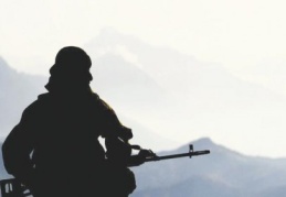 Sınıra askeri sevkiyat devam ediyor