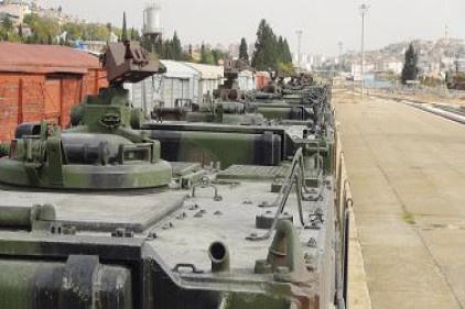 Sınıra sevk edilen askeri araçlar Gaziantep&#039;e geldi
