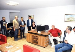 Sınırda gazetecilik yapmanın zorluklarını yaşıyorlar