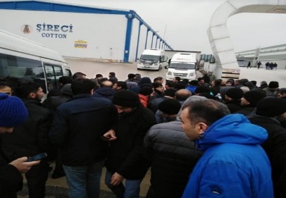 Şireci Tekstil'in pamuk bölümünde 3-11 vardiyası içeri girmedi
