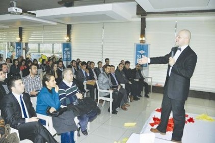 Şirketlerde meydana gelen radikal değişim modellerini anlattı