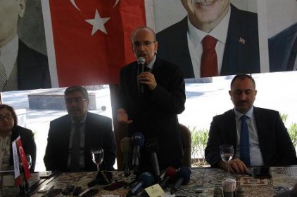 Sistemdeki yapısal sorunu çözmek için anayasa reformu yapıyoruz