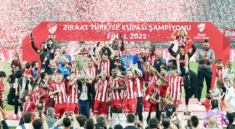 Sivasspor, Ziraat Türkiye Kupası zaferiyle Avrupa biletini kaptı