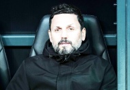 Siyah-beyazlılara karşı 10. maçında da kazanamadı