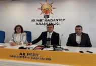 Siyaseti bir bayrak yarışı olarak görüyoruz