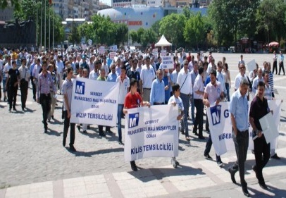 Siyasi erkten vicdan muhasebesi talebinde bulundular