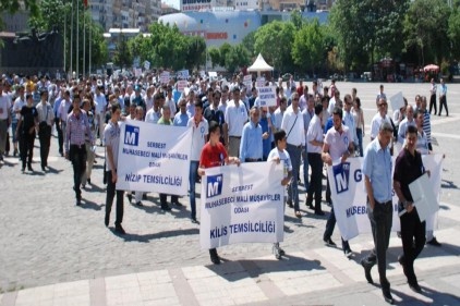 Siyasi erkten vicdan muhasebesi talebinde bulundular