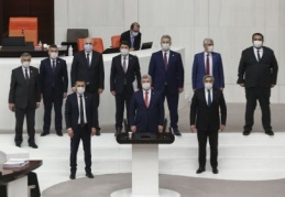 Siyasiler, düşünce suçluları tutuklu gazeteciler kapsam dışında kaldı