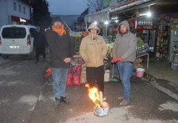 Soğuk havalar dondurdu, kar sevindirdi