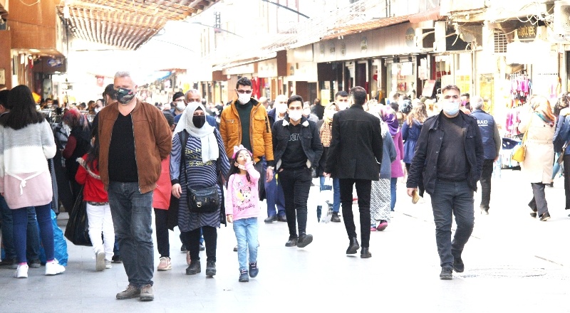 Sokağa çıkma yasağında 302 kişiye ceza kesildi