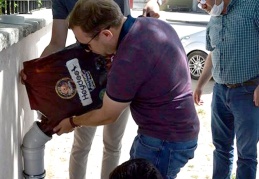 Sokak hayvanları için bırakılan yemler çalındı!