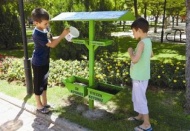 Sokak hayvanları için parklara beslenme noktaları yerleştirildi