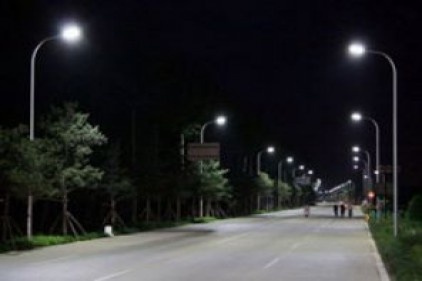 Sokak lambaları LED teknolojisine dönüşüyor