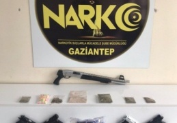 Sokak satıcılarına, uyuşturucu operasyonu 