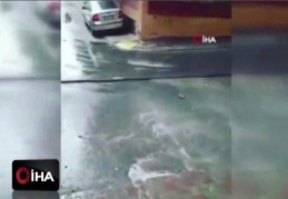 Sokakları dans ederek temizliyor