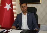 Sokaktaki afişlerin parası vatandaşın cebinden çıkıyor