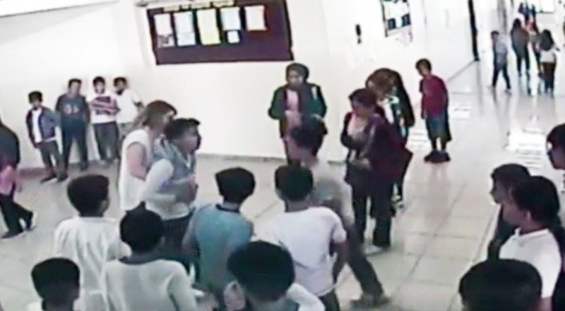 Soluk borusuna yemek kaçan öğrenciyi öğretmenleri kurtardı