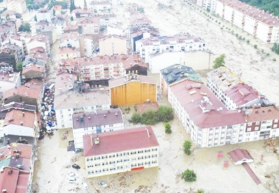 Somali'ye 30, Türkiye'nin afet bölgelerine 20 milyon dolar