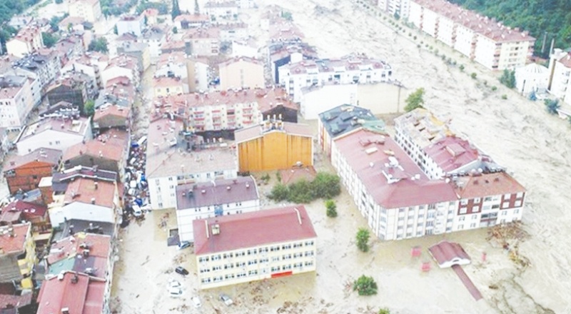 Somali'ye 30, Türkiye'nin afet bölgelerine 20 milyon dolar