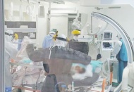 Son 24 saatte 8 bin 424 yeni vaka, 66 can kaybı