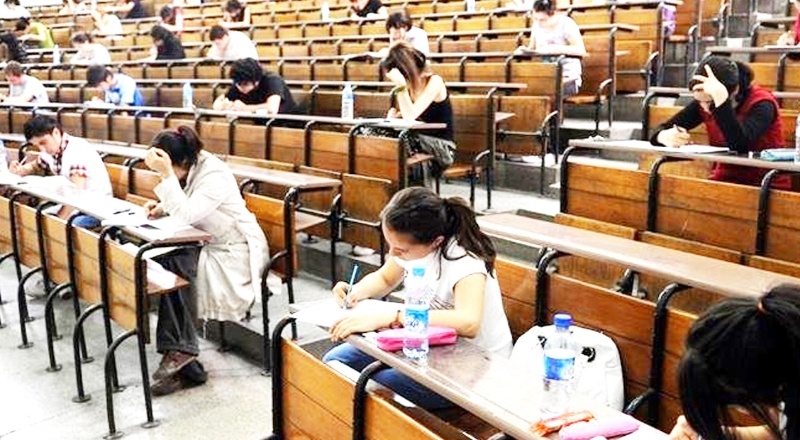 Son 5 yılda 230 bin 595 öğrenci kaydını dondurdu