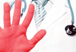 Son 5 yılda bin 811 kişi sağlıkta şiddet nedeniyle hapis cezası aldı