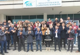Sosyal güvenlik emekçileri normal iş yükünü katbekat aşan bir iş yüküyle baş başa bırakıldı
