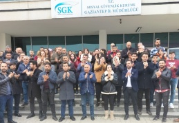 Sosyal güvenlik emekçileri normal iş yükünü katbekat aşan bir iş yüküyle baş başa bırakıldı