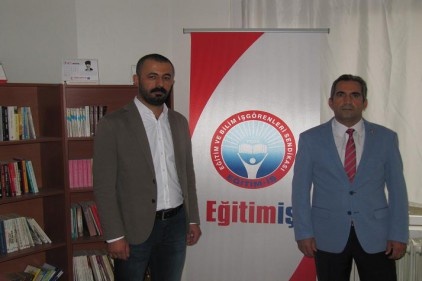 Sosyal medya üzerinden eleştirdi, sürgün edildi 